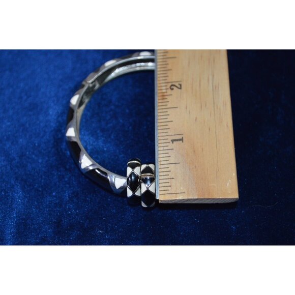 Enamel Clamper Bracelet With Matching Earrings Black & White Triangles Art Deco - Picture 5 of 5